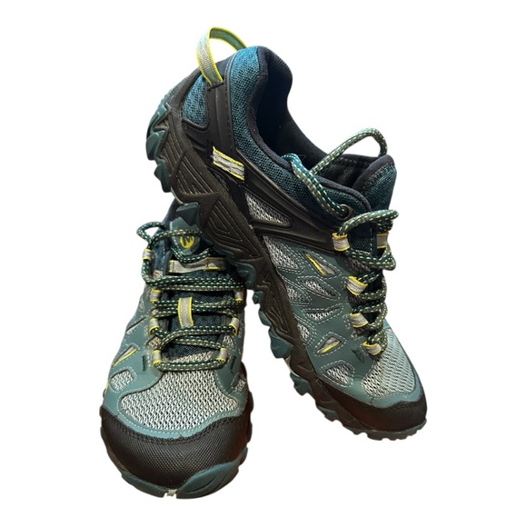 Merrell Women's Sneakers - Teal and Black Preloved - Picture 2 of 6